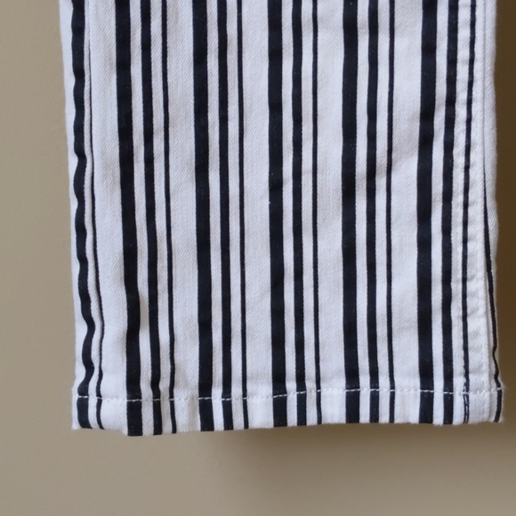 Urban Outfitters BDG Striped Cropped Jeans - Picture 2 of 7